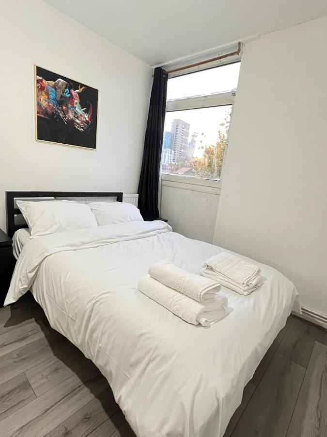 Entire 3 Bedroom Luxury Apartment In London With Private Balcony Exteriör bild